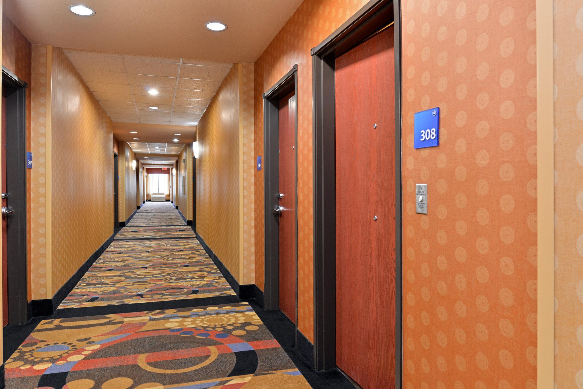 Holiday Inn Express & Suites Van Buren-Fort Smith Area, An Ihg Hotel Eksteriør billede